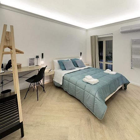 Vicki Vomero Rooms - Napoli Luaran gambar